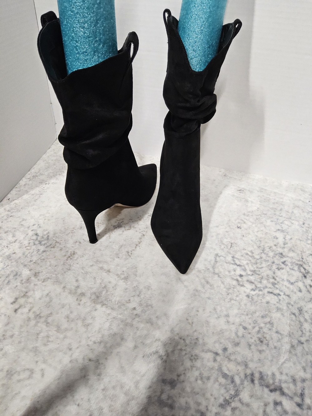 Customer Return Size 10 Marc Fisher Black Pointed Slouch Heeled Boot - Picture 6 of 10